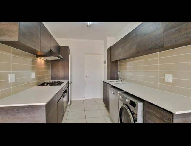 1 BEDROOM APARTMENT FOR SALE IN OAKDENE